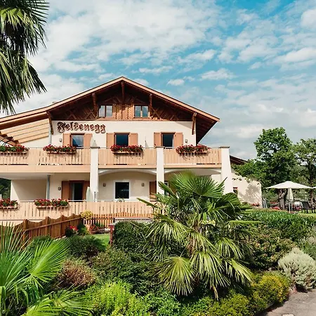 Felsenegg Maison d'hôtes 2*