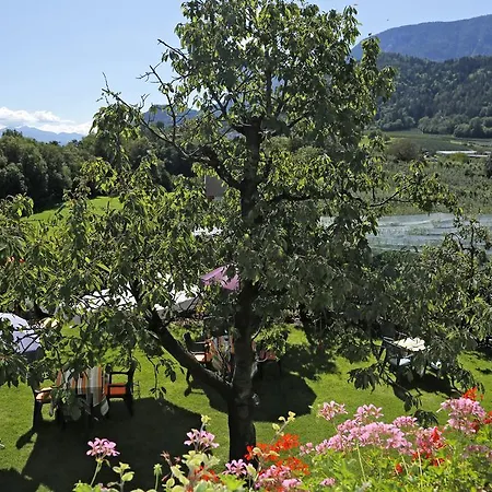 Felsenegg Maison d'hôtes Nalles